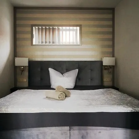 Paschlewwer Freizeit & Hotel *